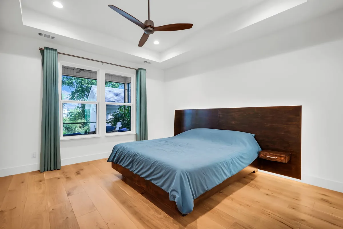 Project image enlarged